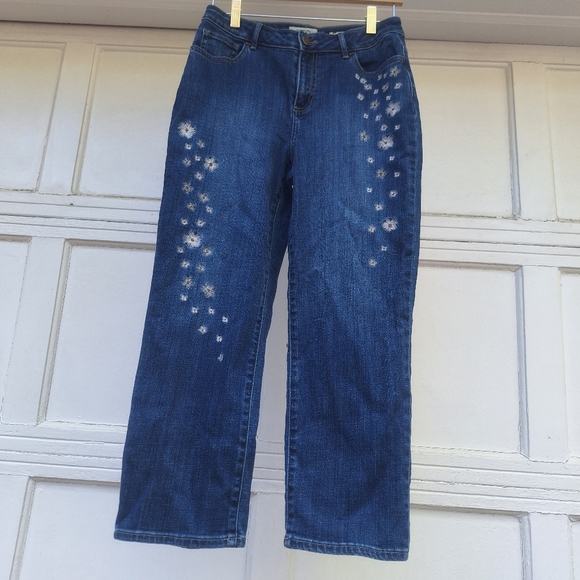 Boyfriend Jeans Floral Print Daisy Patch Coastal Cowgirl Embroidery Stitch 4 - Picture 3 of 16